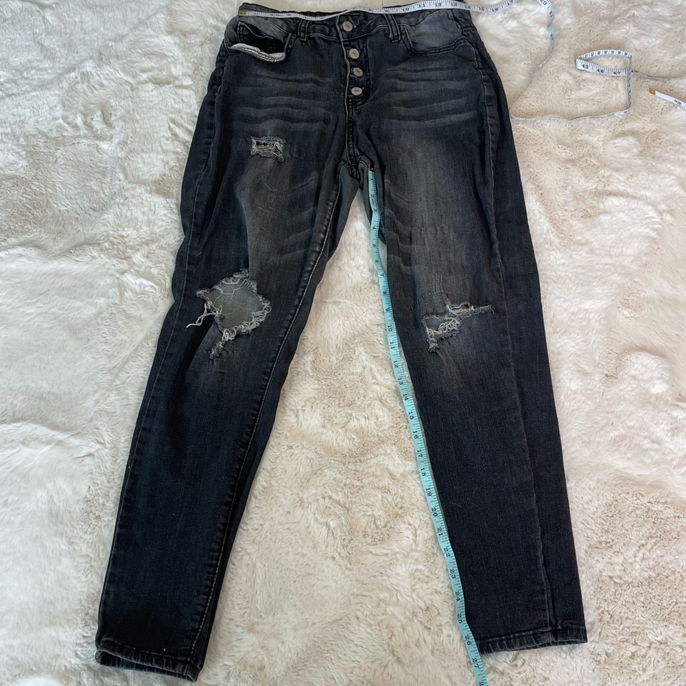 Trendy Distressed Black Skinny Jeans for Women